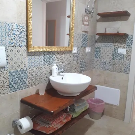 Rosi Maison 토레 산 지오반니 우겐토